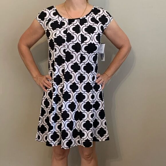 NWT RN Studio black & white polyester knit… - Picture 1 of 9